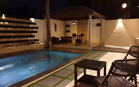 D Wayfarer Inn Resort
